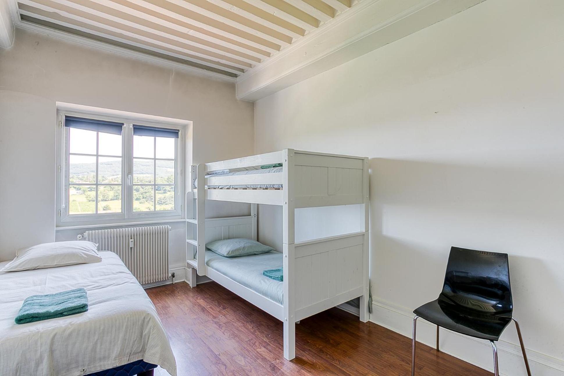 Sejourner Au Chateau De La Roue Grand Appartement Lissieu Exteriör bild