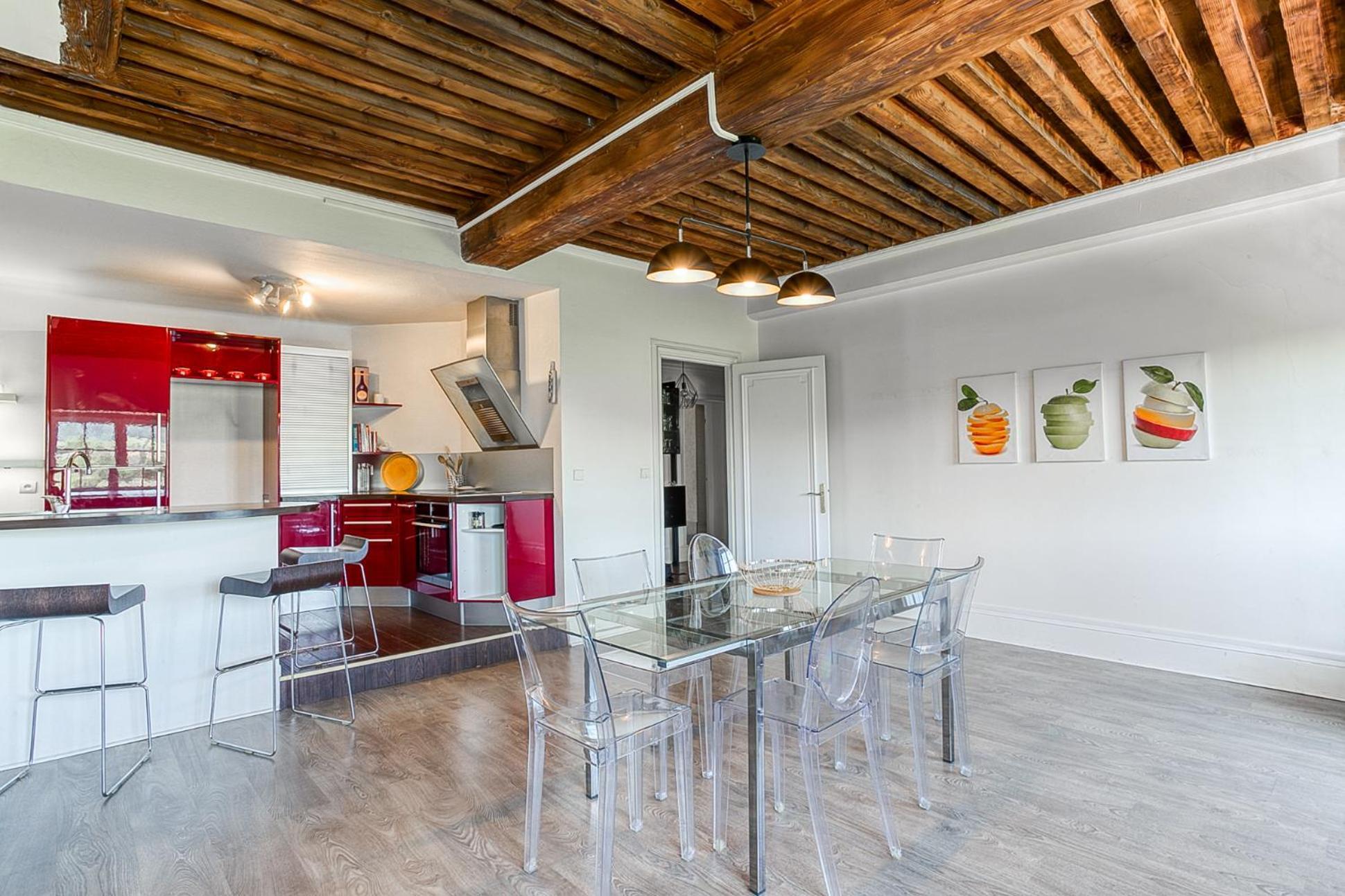 Sejourner Au Chateau De La Roue Grand Appartement Lissieu Exteriör bild