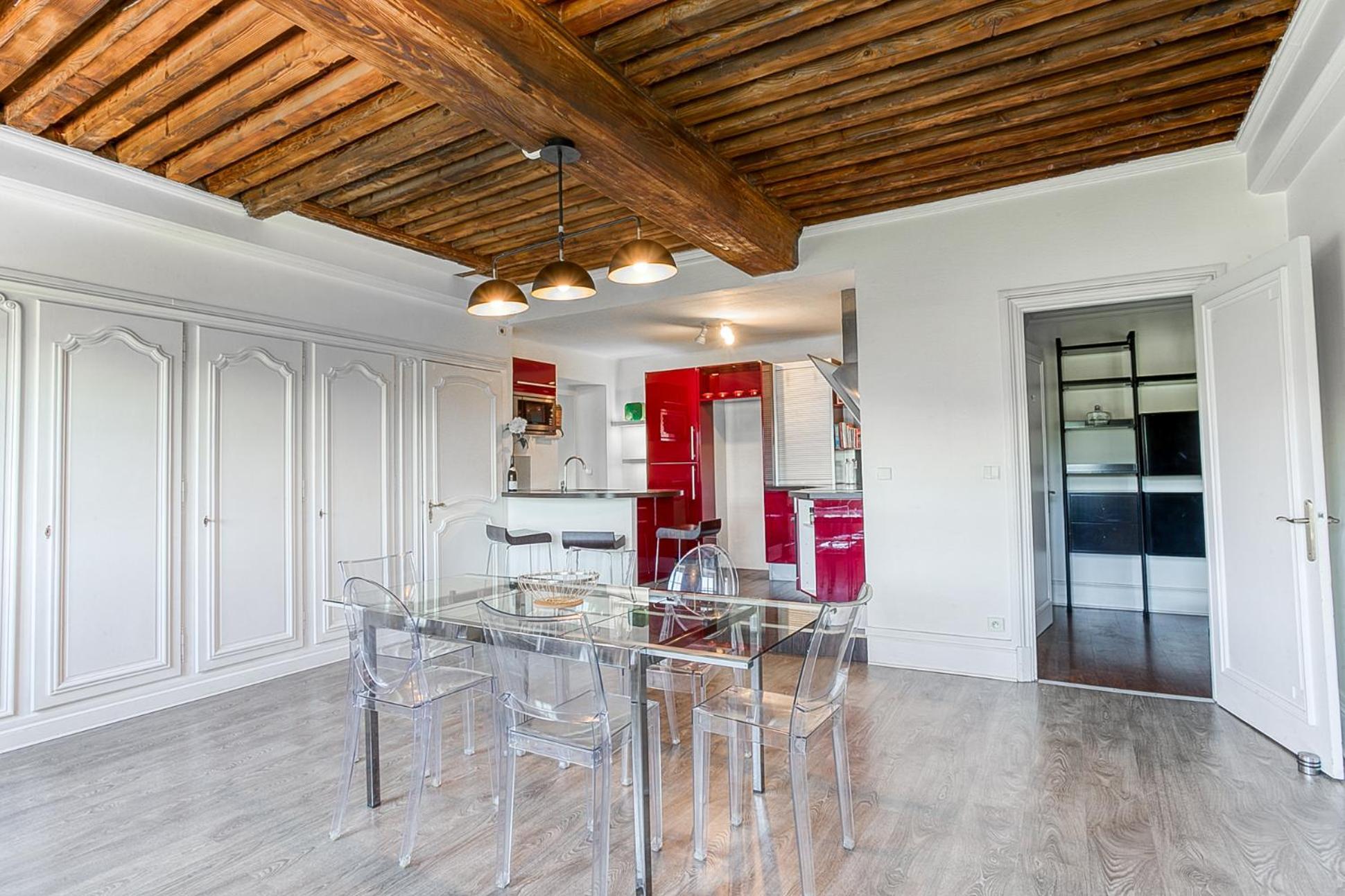 Sejourner Au Chateau De La Roue Grand Appartement Lissieu Exteriör bild