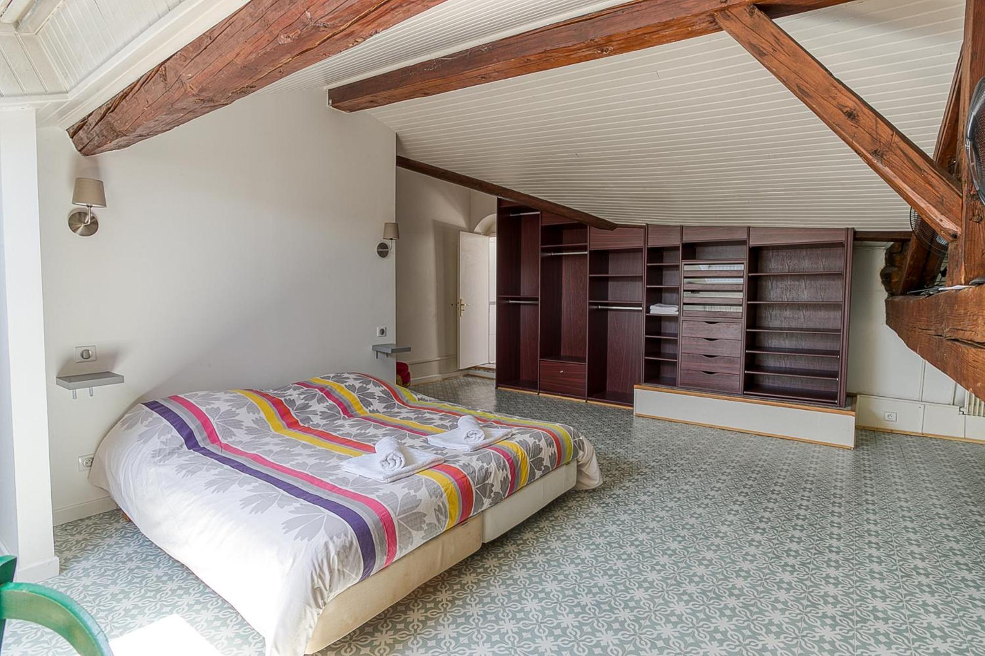 Sejourner Au Chateau De La Roue Grand Appartement Lissieu Exteriör bild