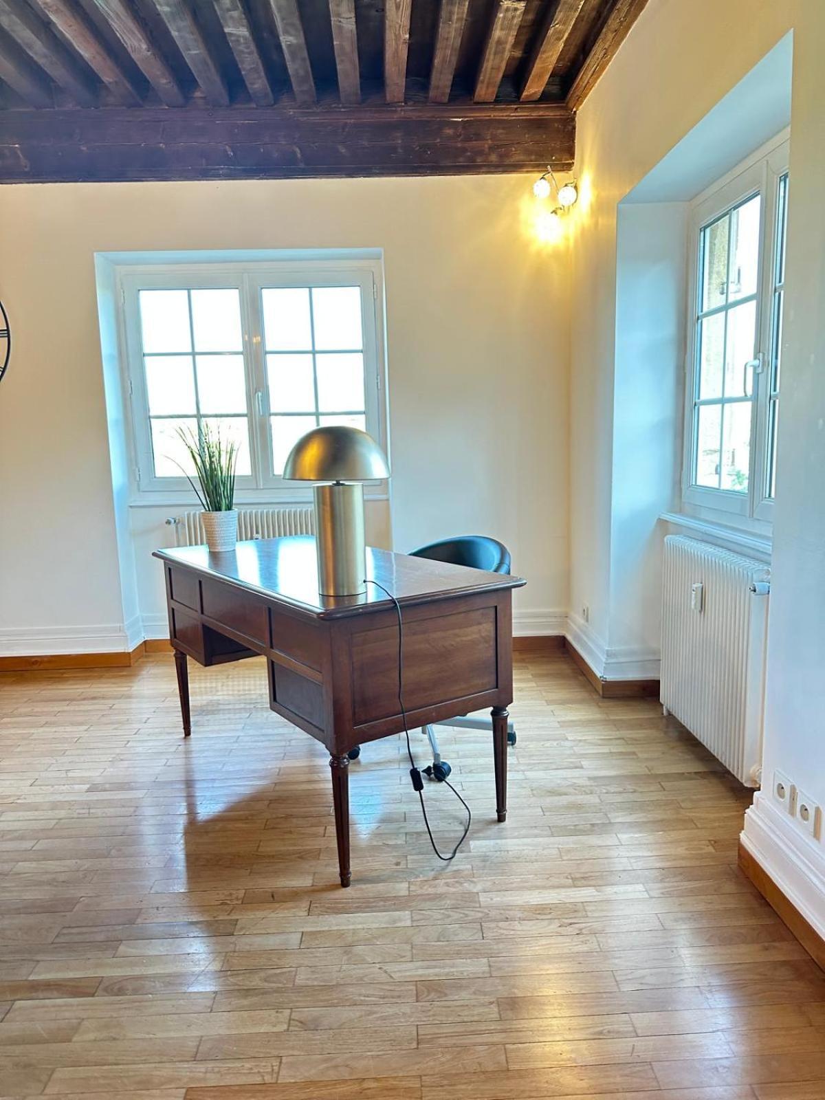 Sejourner Au Chateau De La Roue Grand Appartement Lissieu Exteriör bild