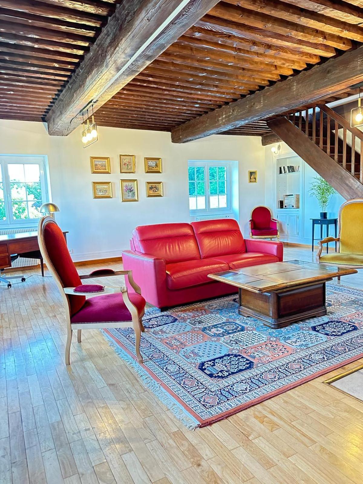 Sejourner Au Chateau De La Roue Grand Appartement Lissieu Exteriör bild